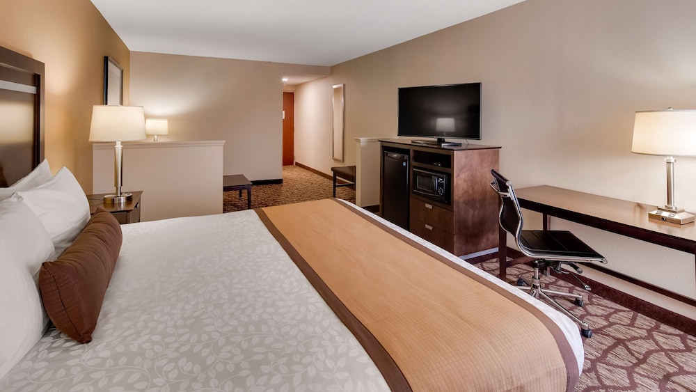 Suite, 1 King Bed, Non Smoking