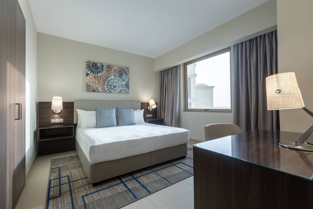 Superior Suite, 1 King Bed with Sofa bed, Terrace - Photo 2