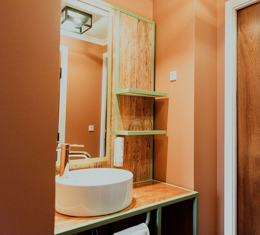 Tiny double room - Photo 2