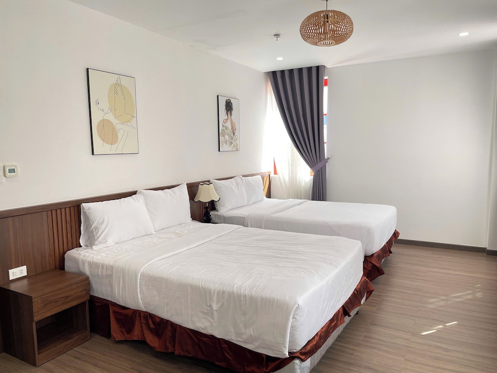 Family Quadruple Room, Courtyard View