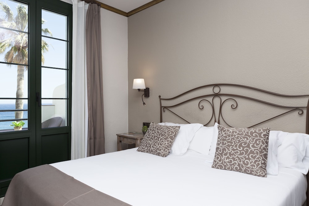 Double Room, Sea View - Photo 1