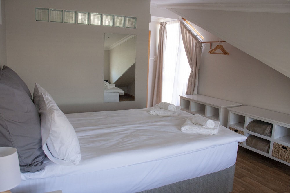 Standard Double Room photo 3