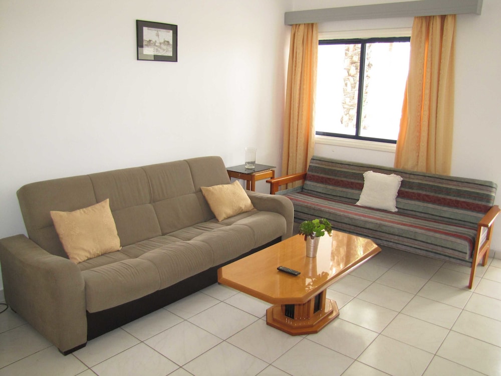 Apartment, 1 Bedroom, Pool Access photo 3