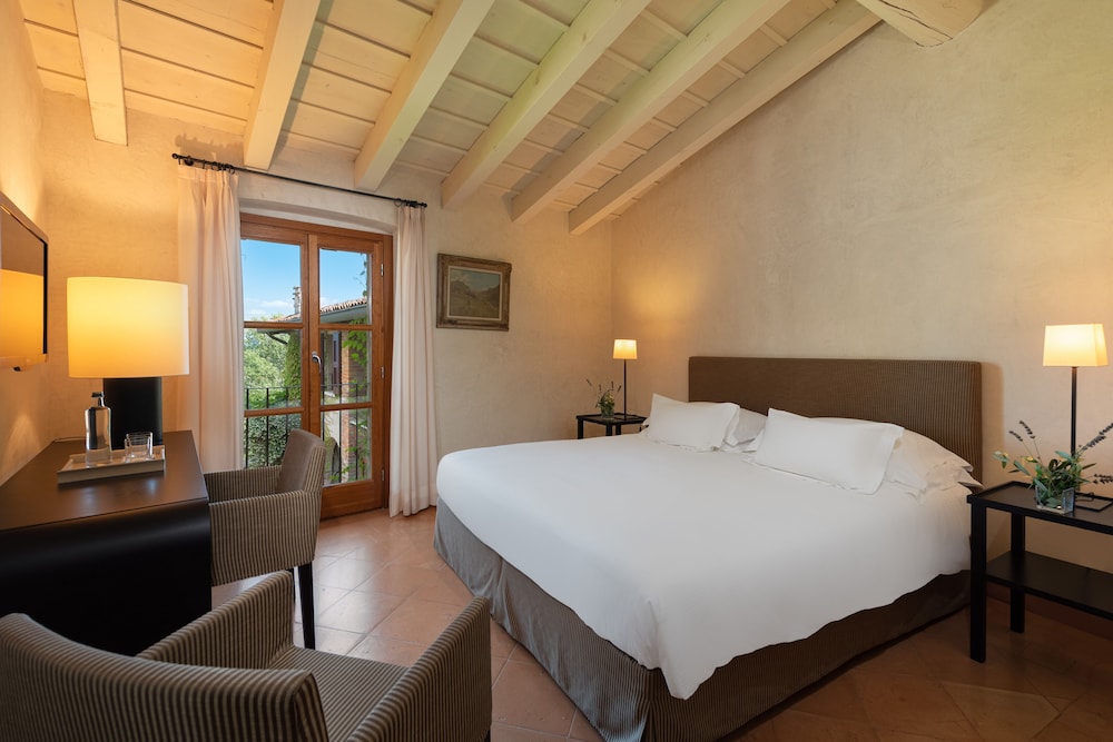 Standard Double Room - Photo 1