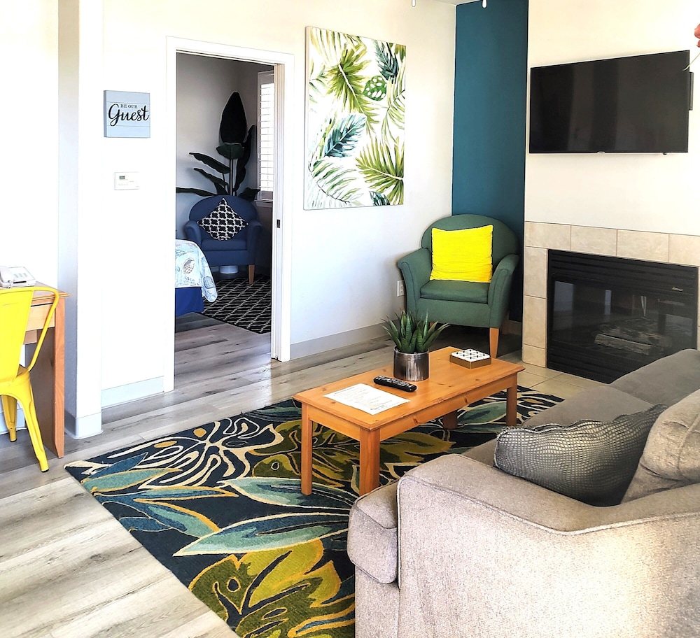 Condo2 605