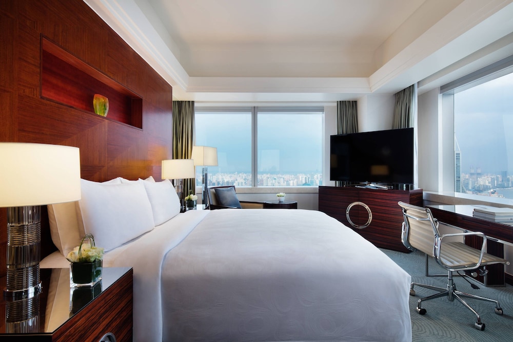 Skyline View Corner Room (Executive Lounge Access) photo 1