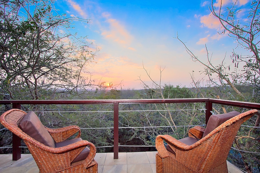 Family Residence Villa - Photo 8