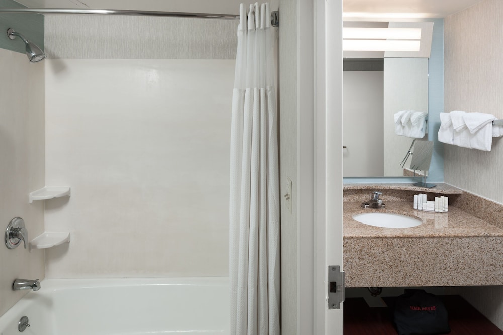 Deluxe Room, 2 Double Beds - Photo 4