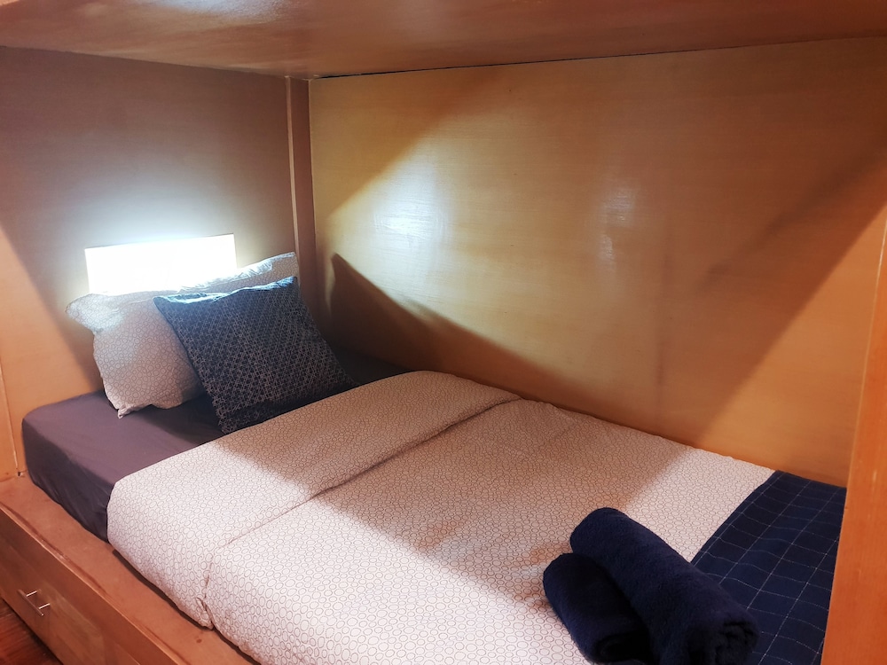Mixed Dormitory Room photo 1