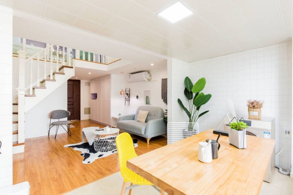 Comfort Room, 2 Bedrooms