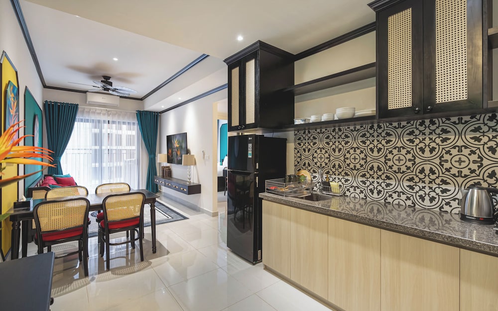 Apartment, 3 Bedrooms, Balcony, City View photo 2
