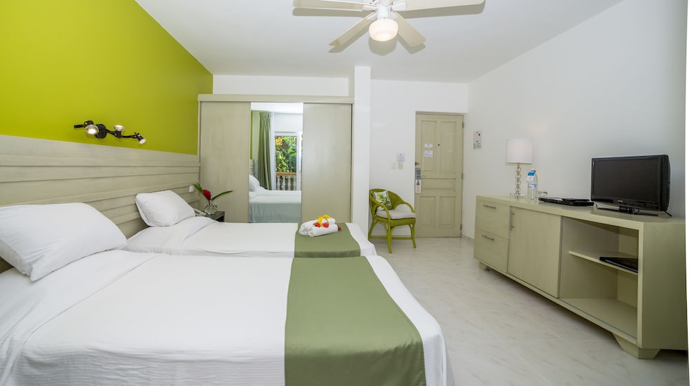 Standard Room - Photo 8