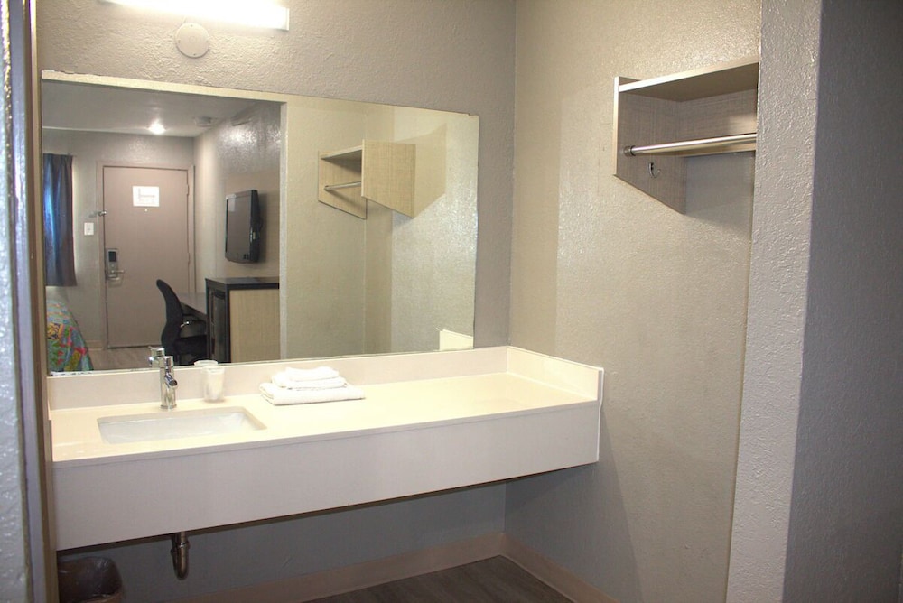 Super 7 Inn by Hotel O Dallas I 20, Bild 6
