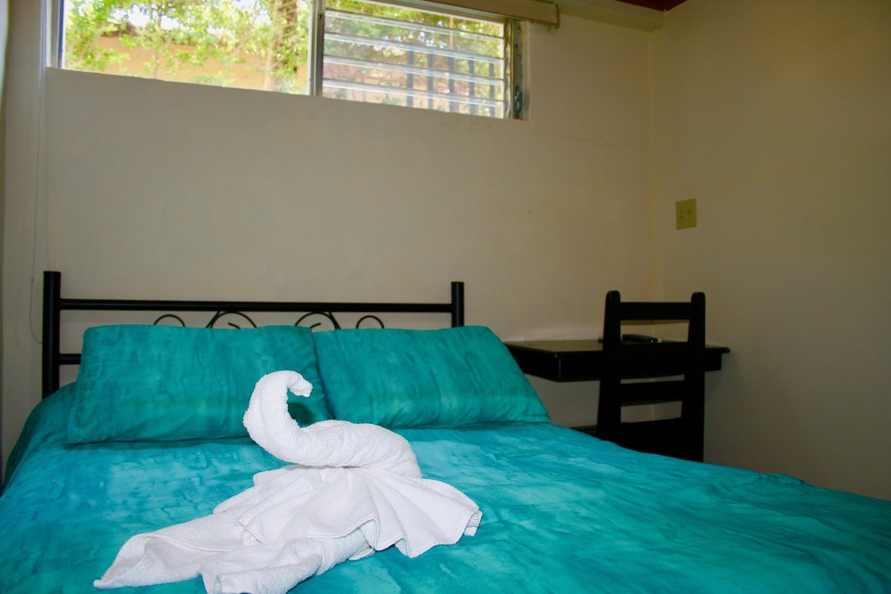 Budget Double Room photo 3
