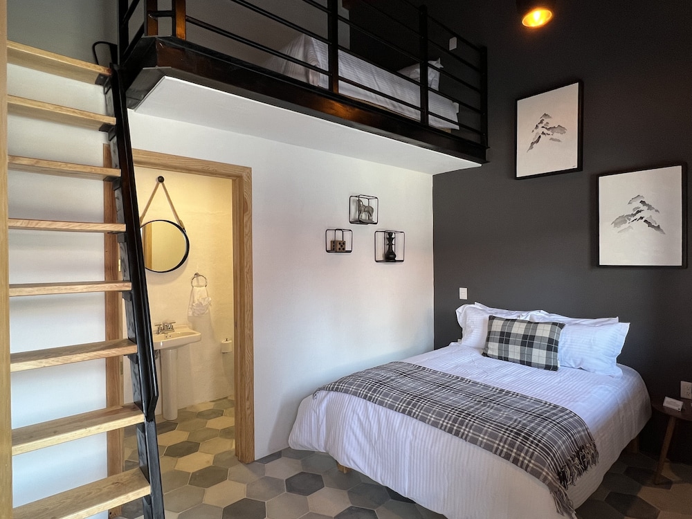 Basic Double Room photo 1