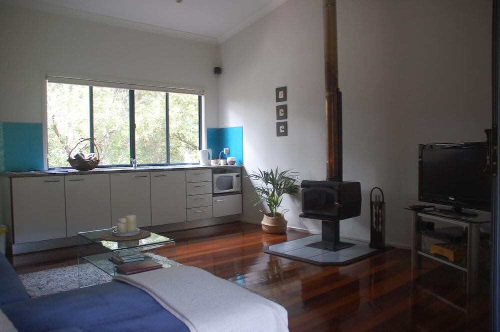 Standard Suite, 1 Bedroom, Non Smoking, Kitchen (CrookNeck Retreat Package) photo 2