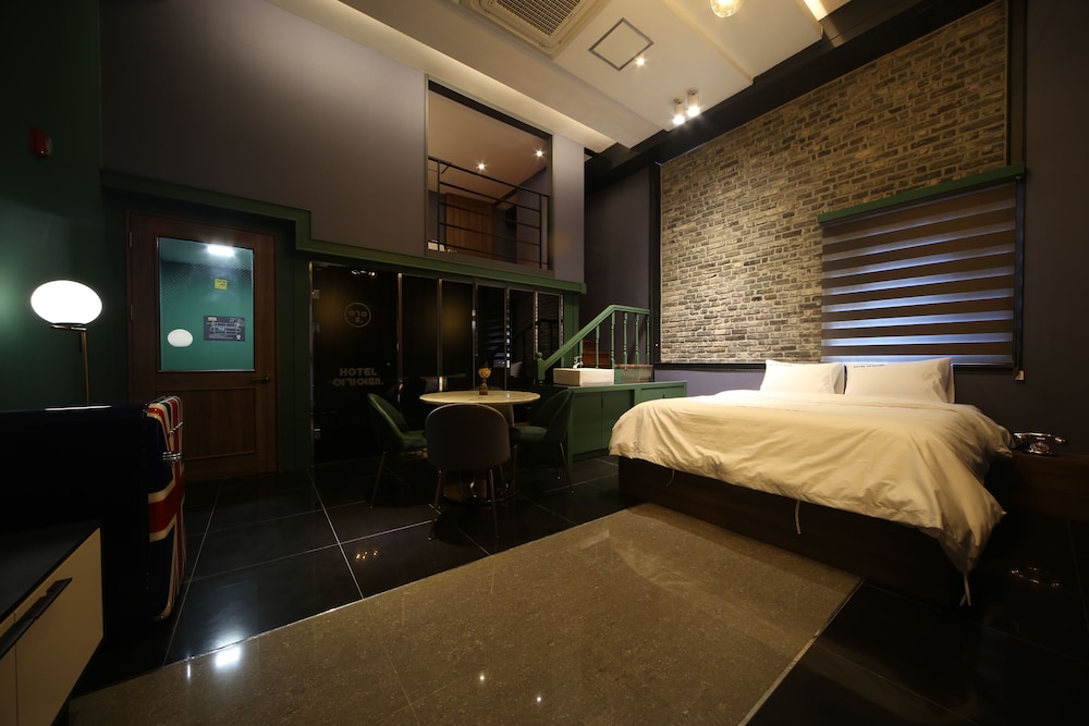 Royal Suite, Terrace (PUB)