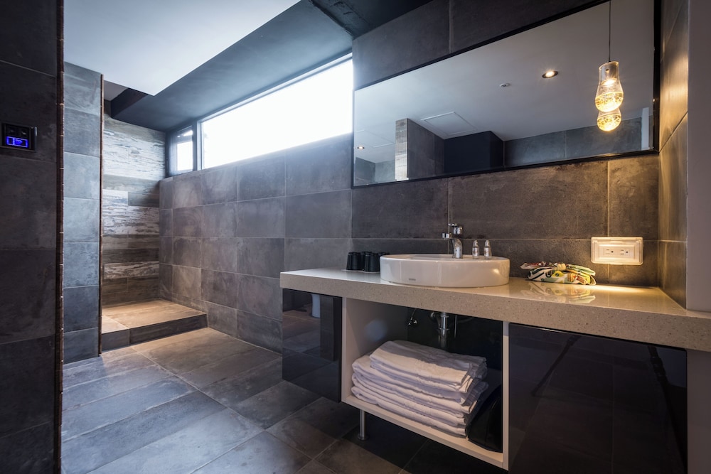 Family Quadruple Room, Bathtub photo 3