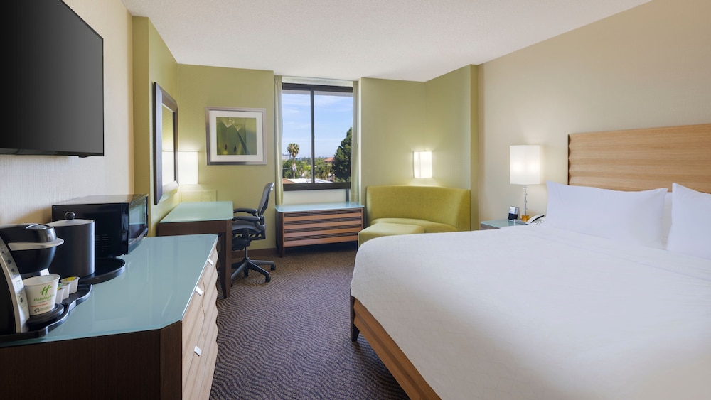 Suite, 1 Bedroom (High Floor) - Photo 3