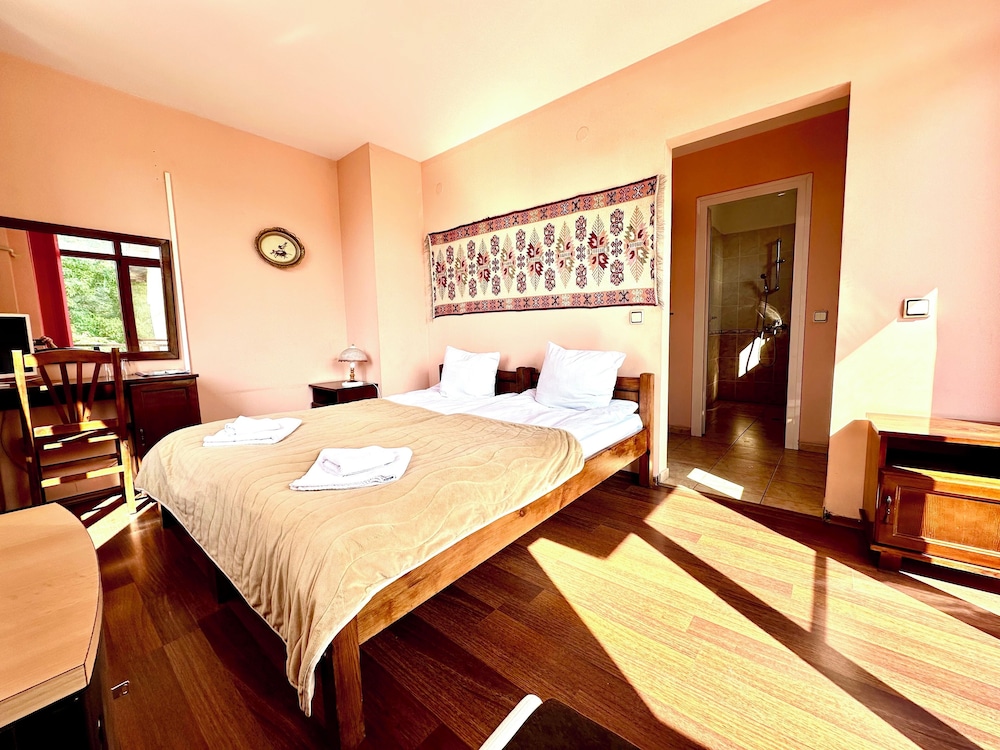 Standard Double Room, Balcony (+Extra Bed)