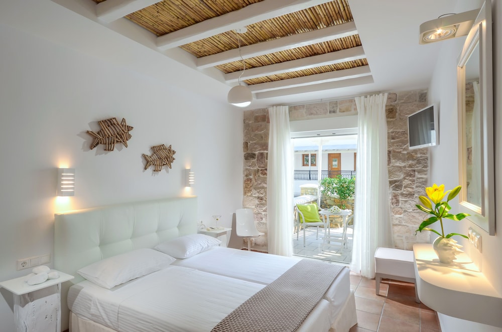 Double or Twin Room, Patio, Ground Floor