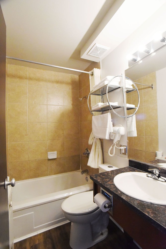 Standard Room, Non Smoking - Photo 5