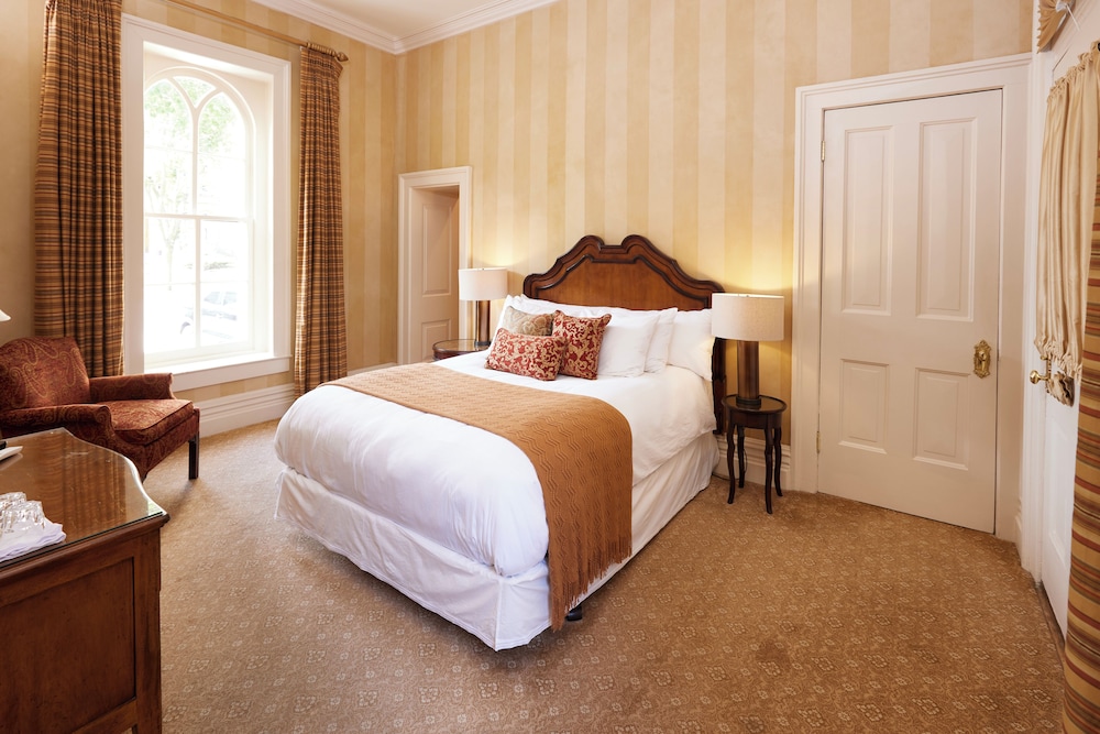 Standard Room 5