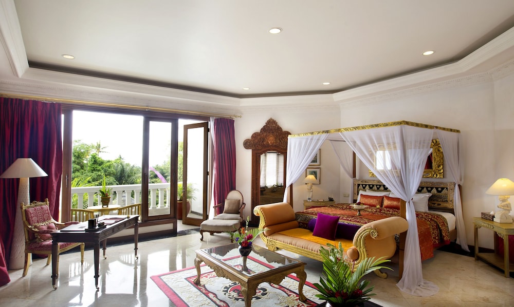Royal Suite - Photo 1