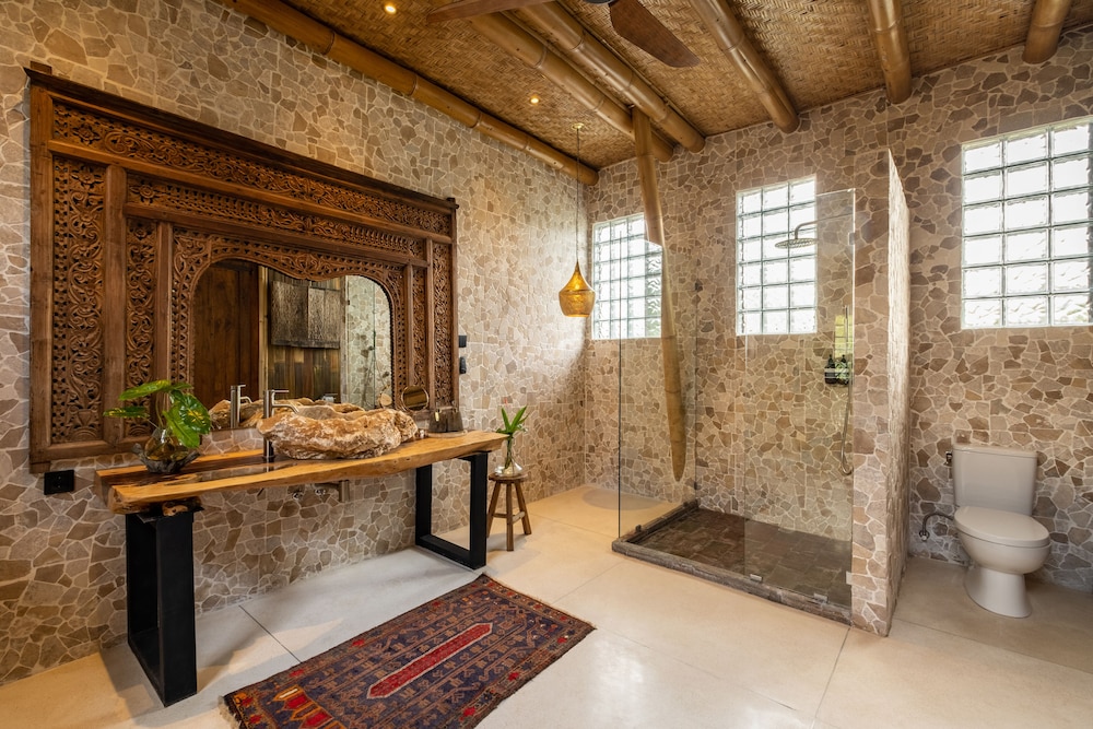 Luxury Villa, 1 King Bed, Hot Tub, Valley View