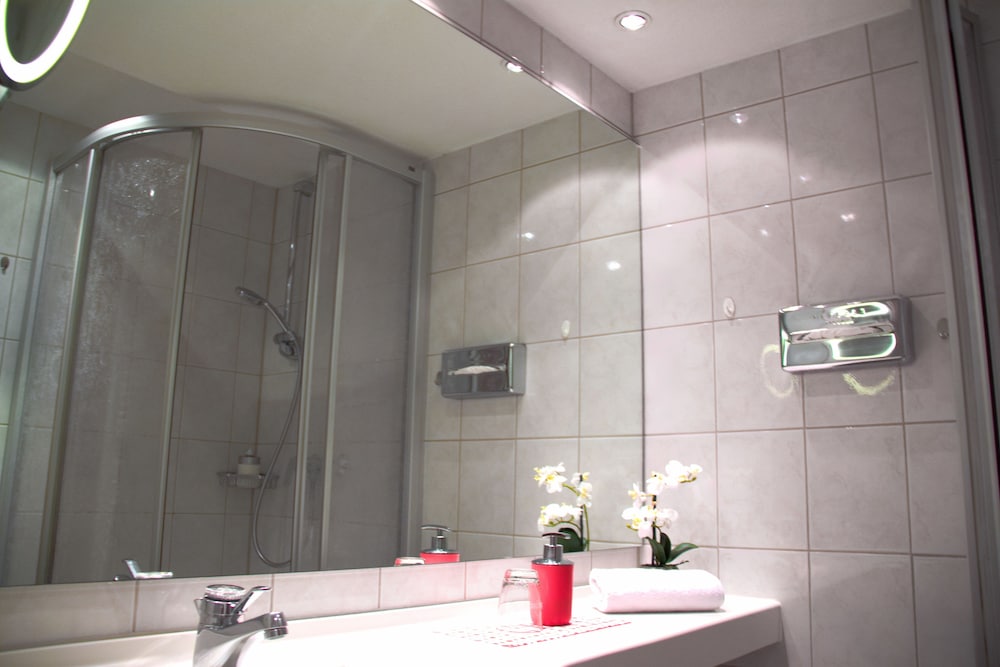 Double Room - Photo 4