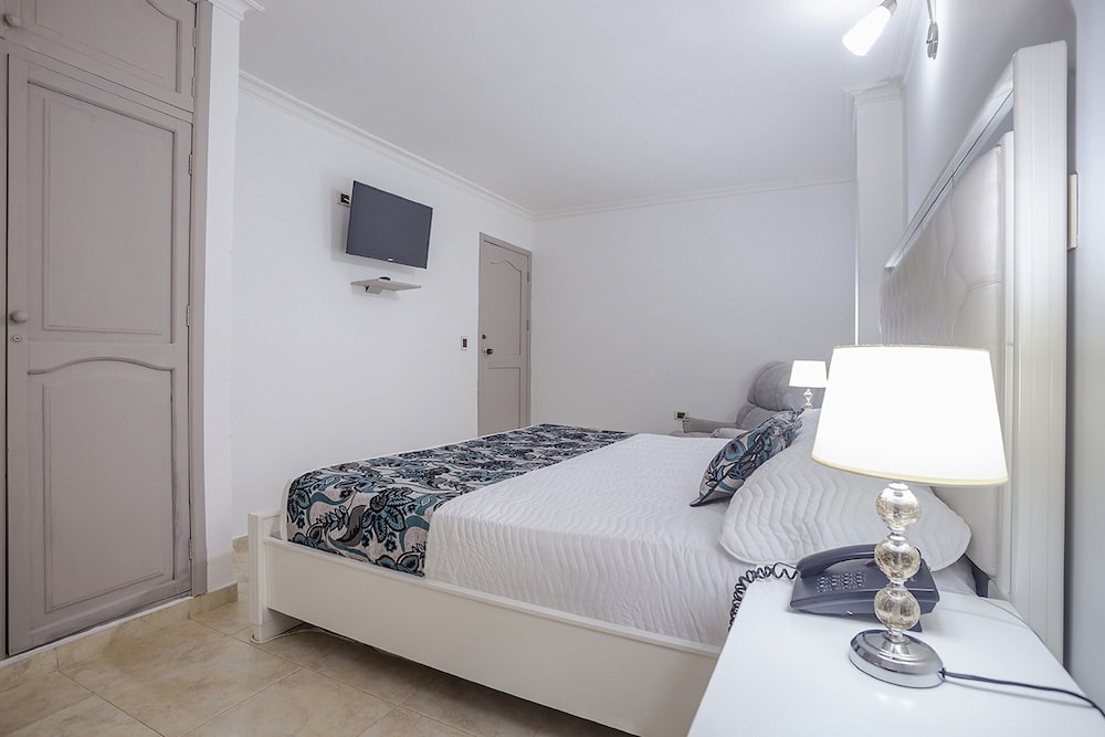 Deluxe Double Room photo 2