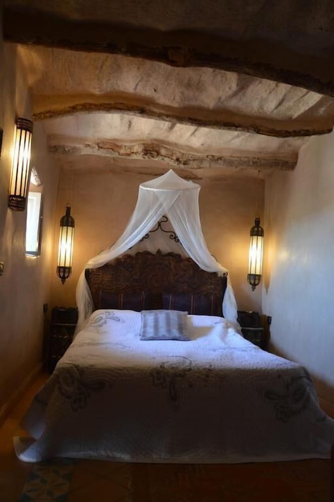 Double Room (Lawrence) photo 2