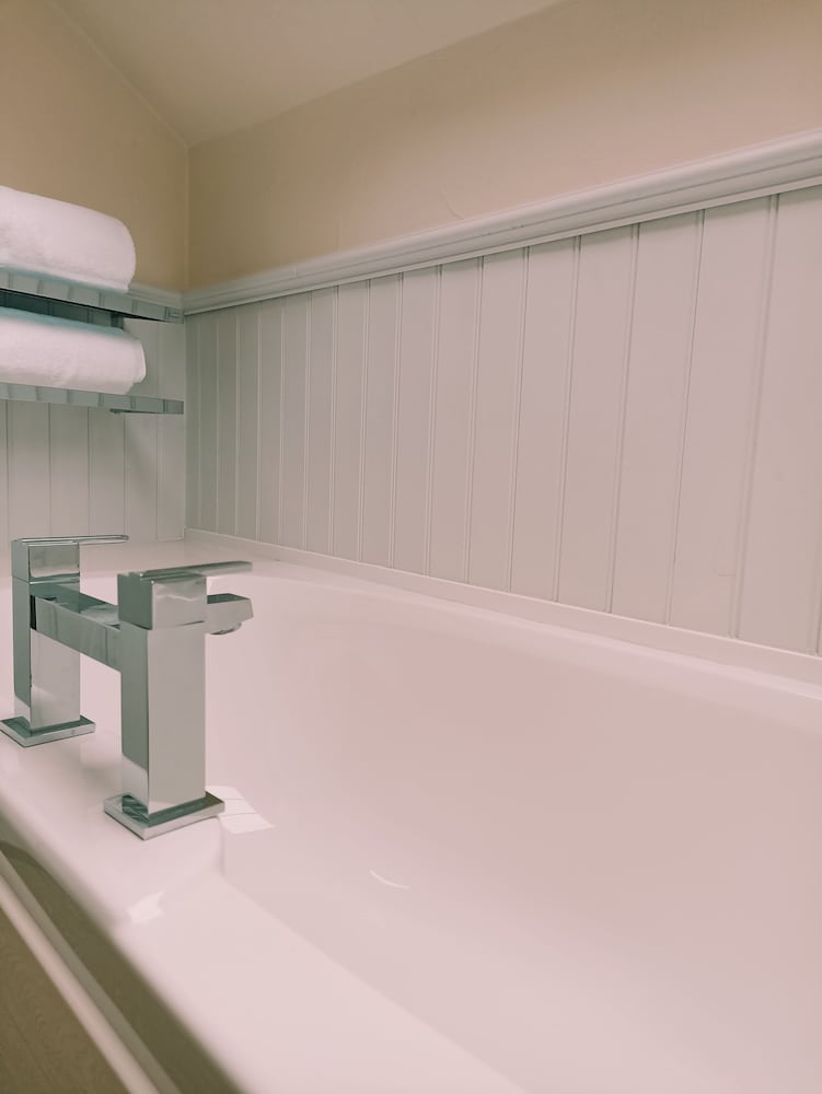 Double Room - Photo 10