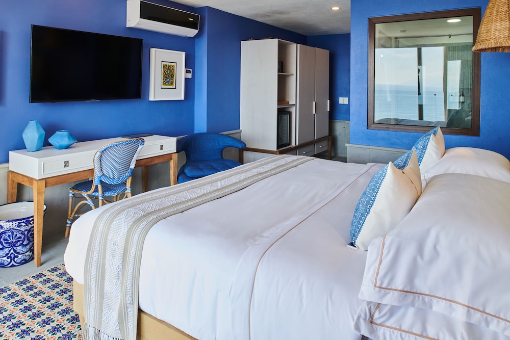 Deluxe Room, 1 King Bed