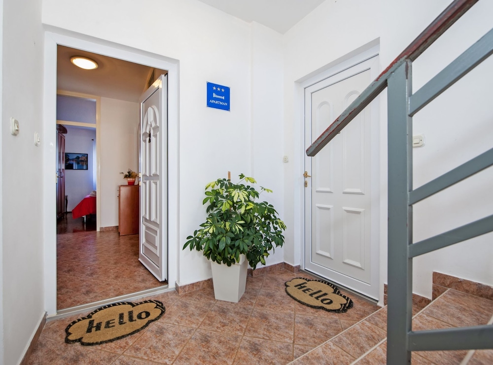 Apartment (Standard One Bedroom Apartment)