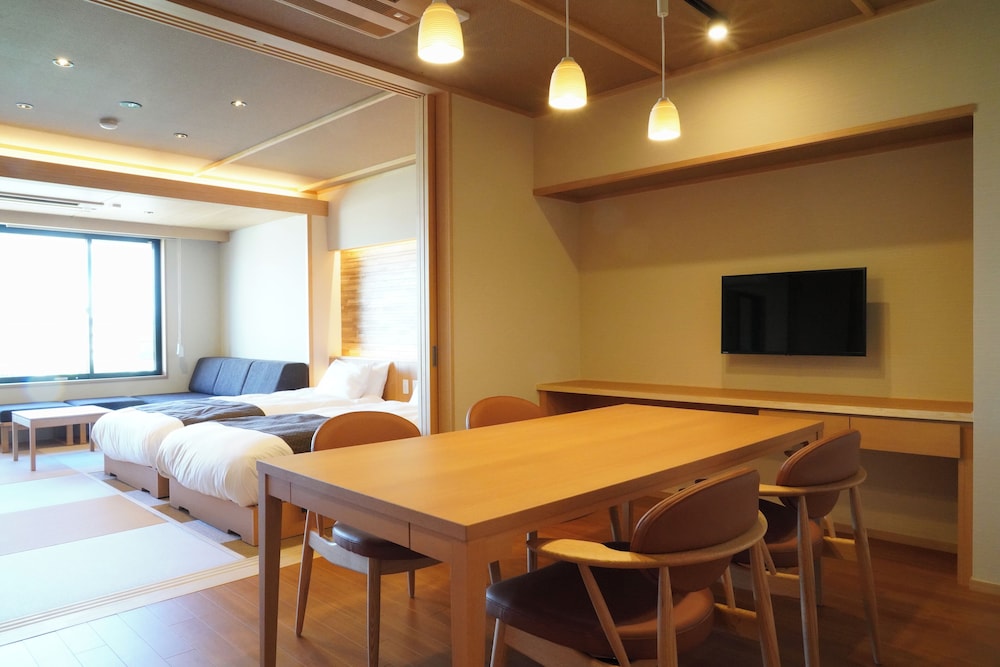 Family Room, Multiple Beds