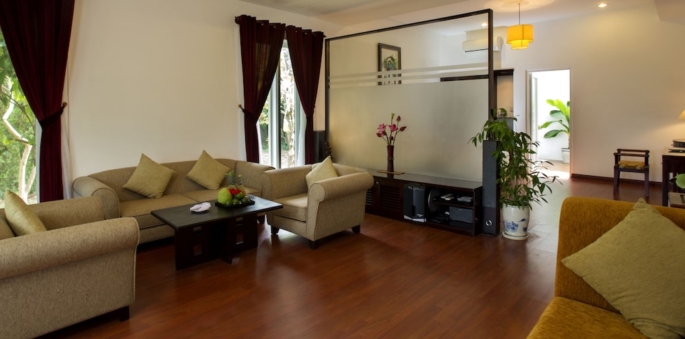 Villa, 4 Bedrooms photo 2