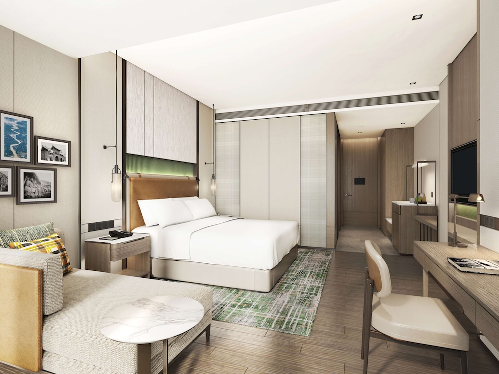 Room, 1 King Bed (Guest Room)