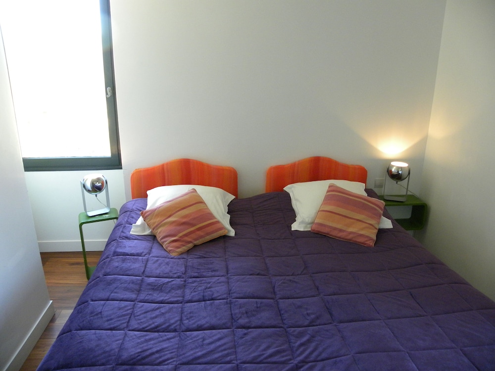 Double Room - Photo 16