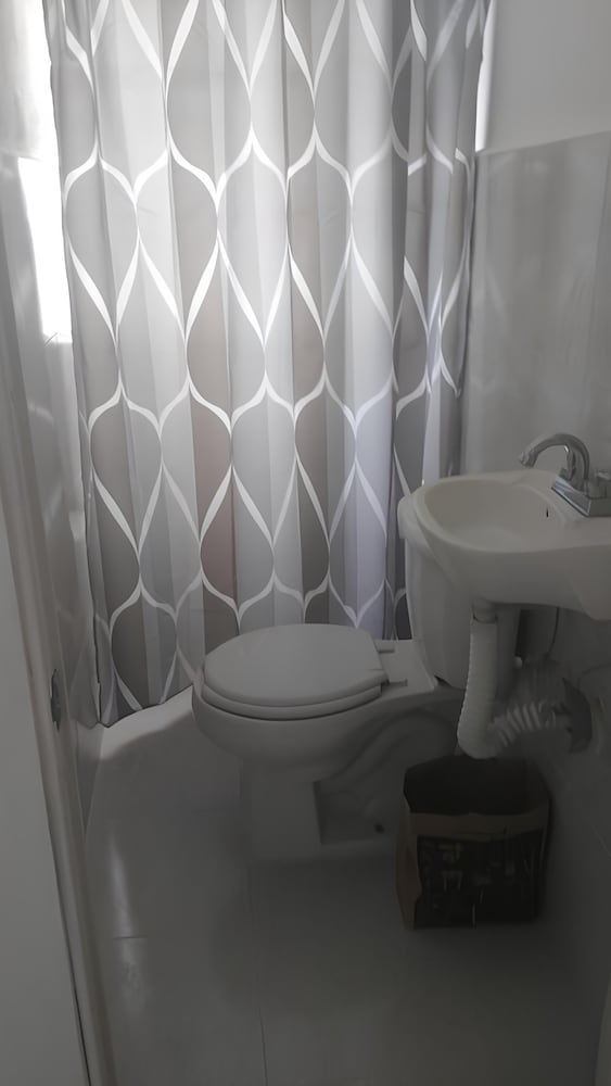Basic Room, Multiple Beds, Non Smoking, City View photo 3