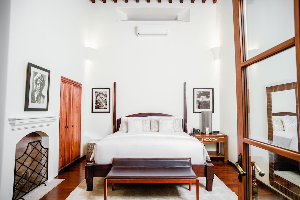 Luxury Suite, 1 King Bed