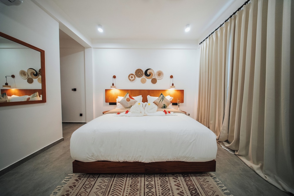 Standard Double or Twin Room, Private Bathroom