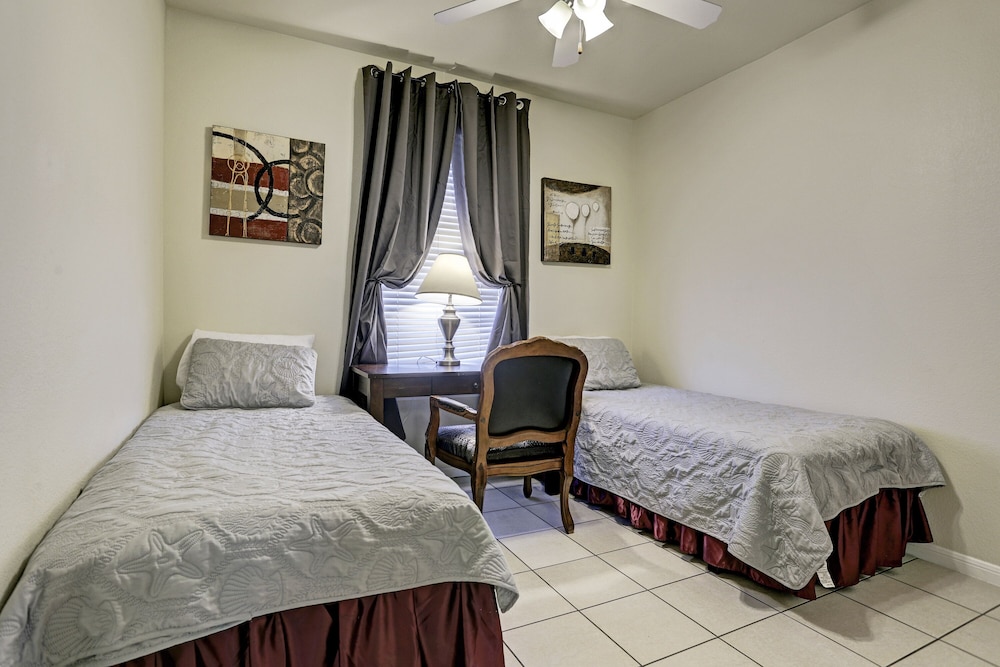 Family Condo, Multiple Beds, Kitchen