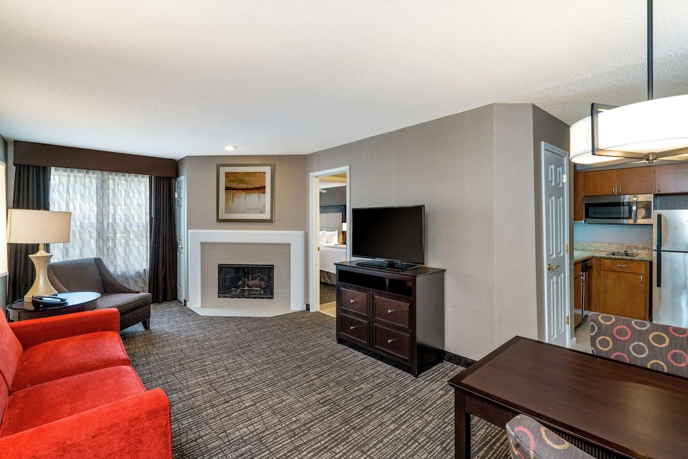 Suite, 2 Queen Beds, Accessible (Hearing) - Photo 3