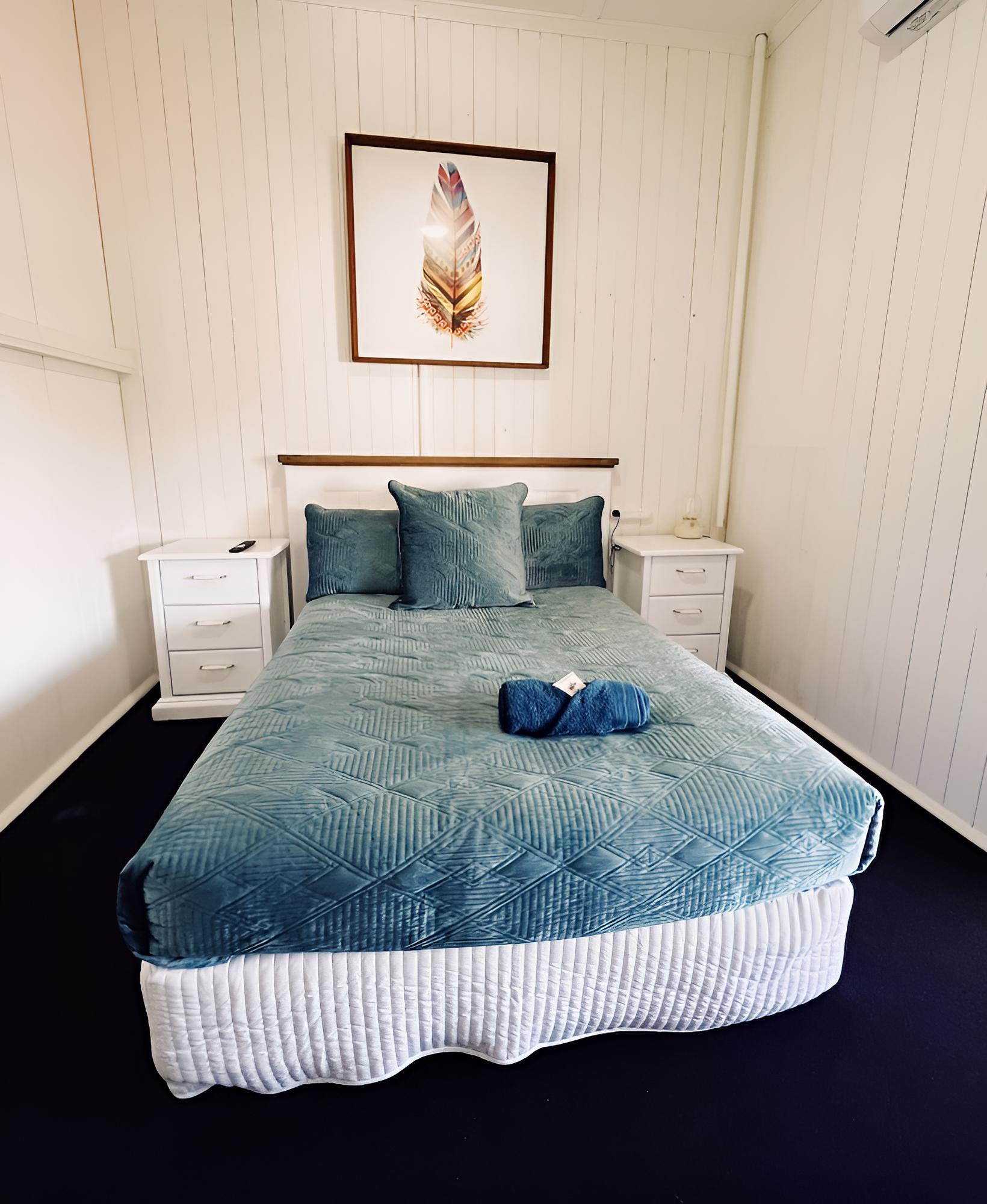 Deluxe Room, 1 Double Bed, Non Smoking, Shared Bathroom photo 2