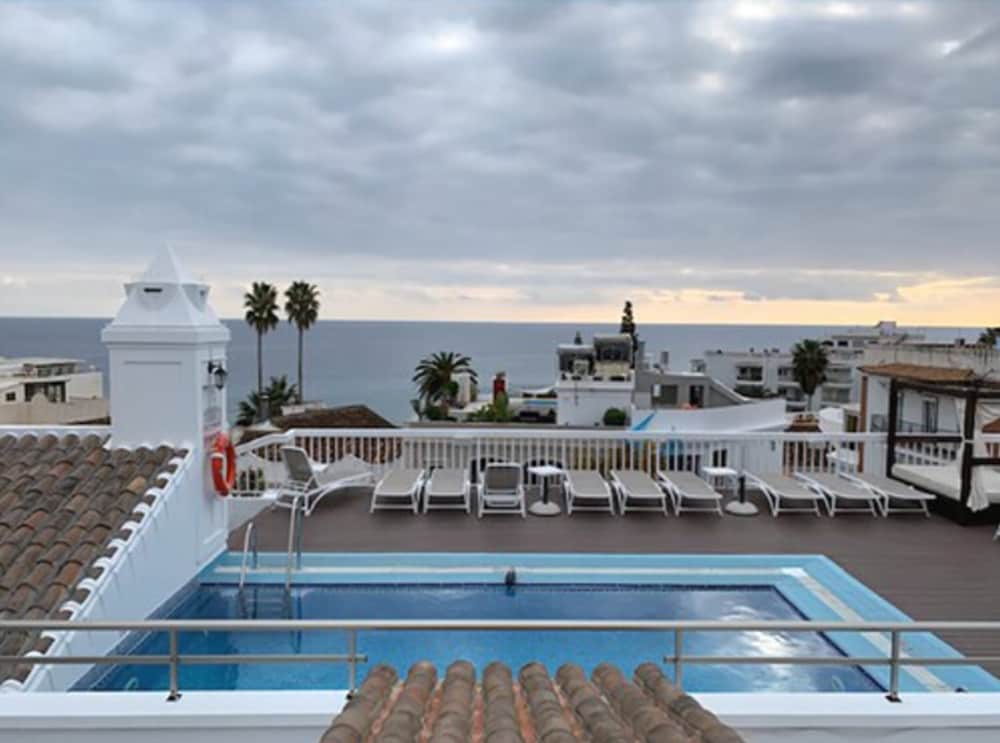 Traditional Twin Room, Terrace, Sea View - Photo 11