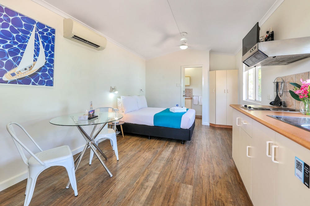 Executive Cabin, 1 Double Bed (Resort)