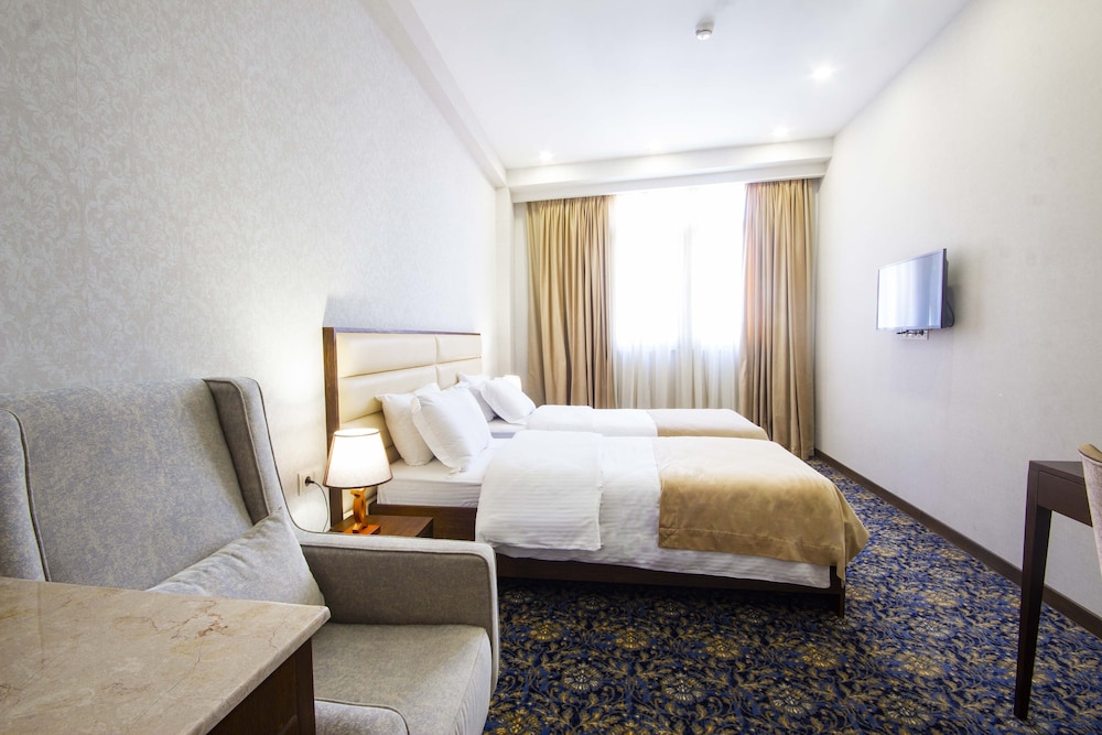 Family Triple Room photo 2