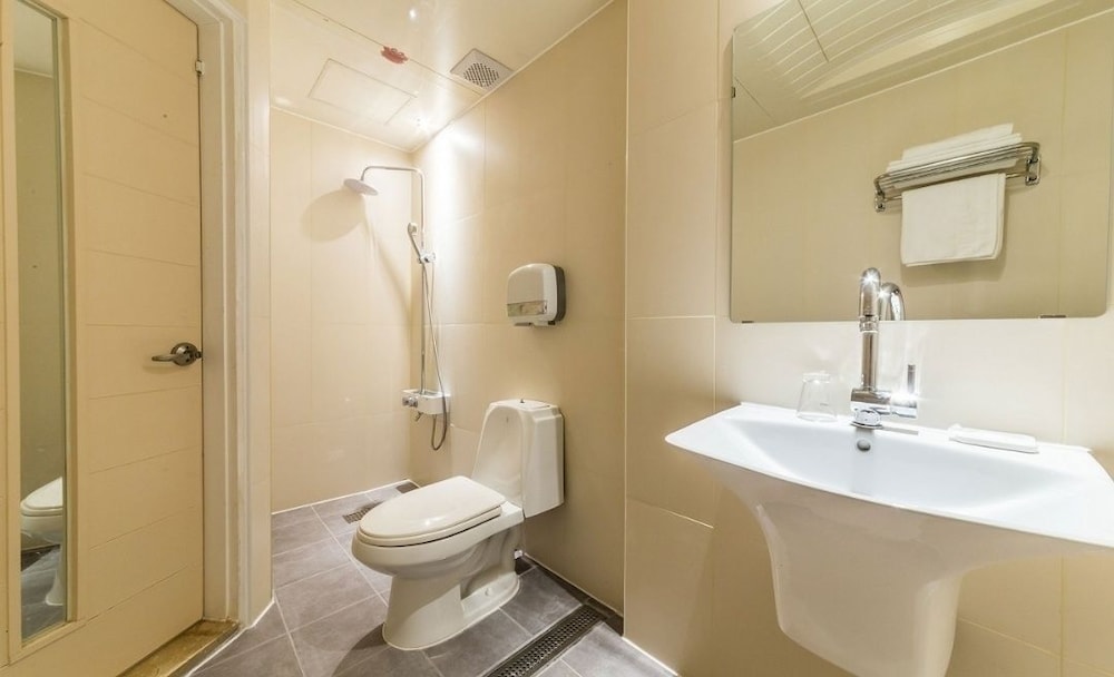 Deluxe Twin Room photo 2