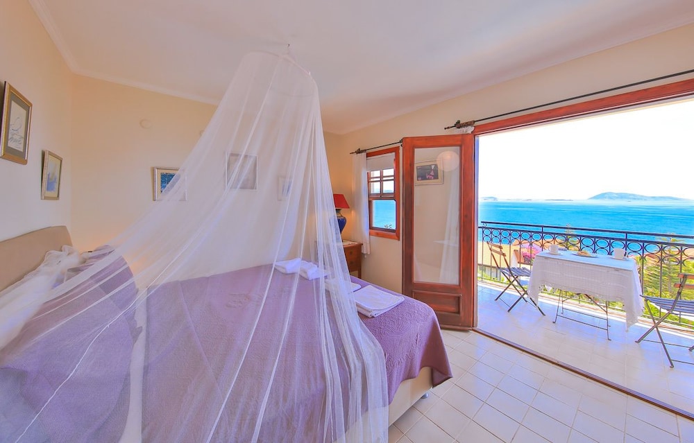 Junior Suite, 1 Bedroom, Sea View photo 1